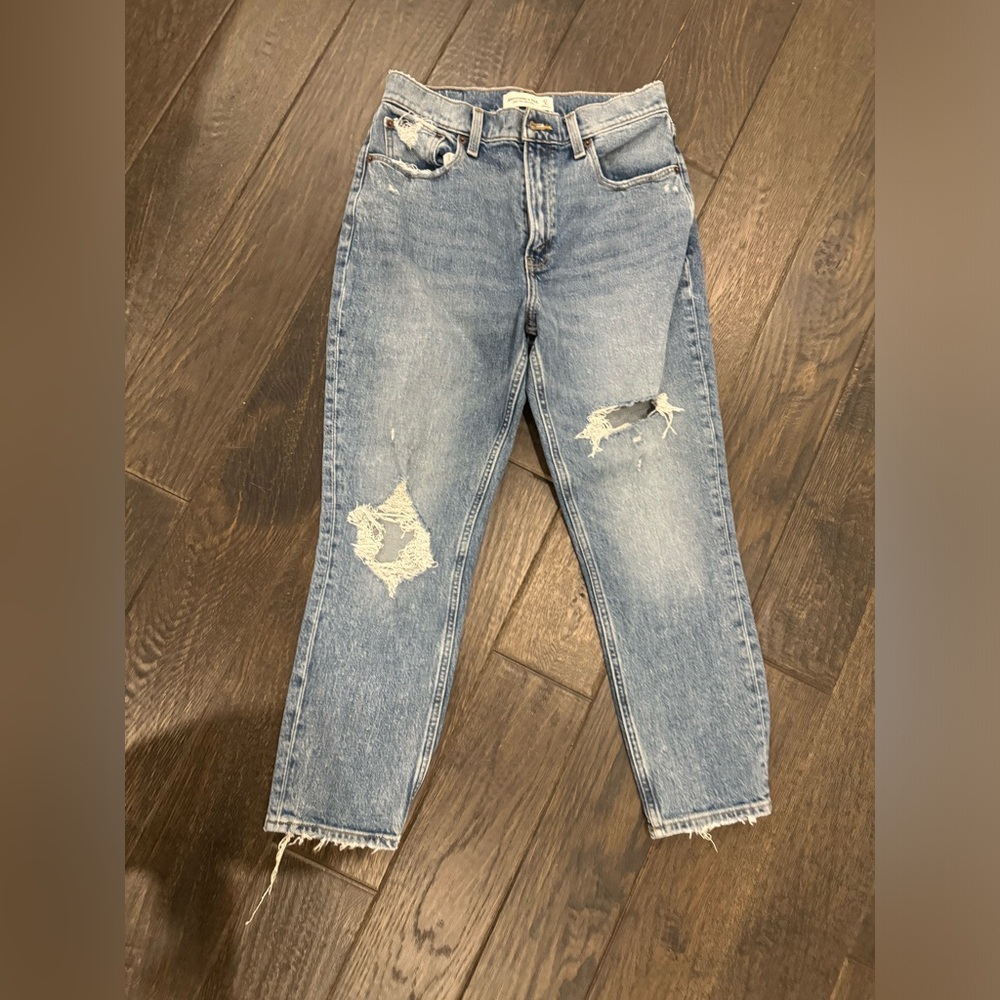 Abercrombie Mom jeans